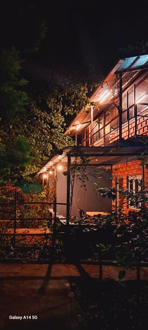 Green Hills Farm And Guest House Масинагуди Экстерьер фото